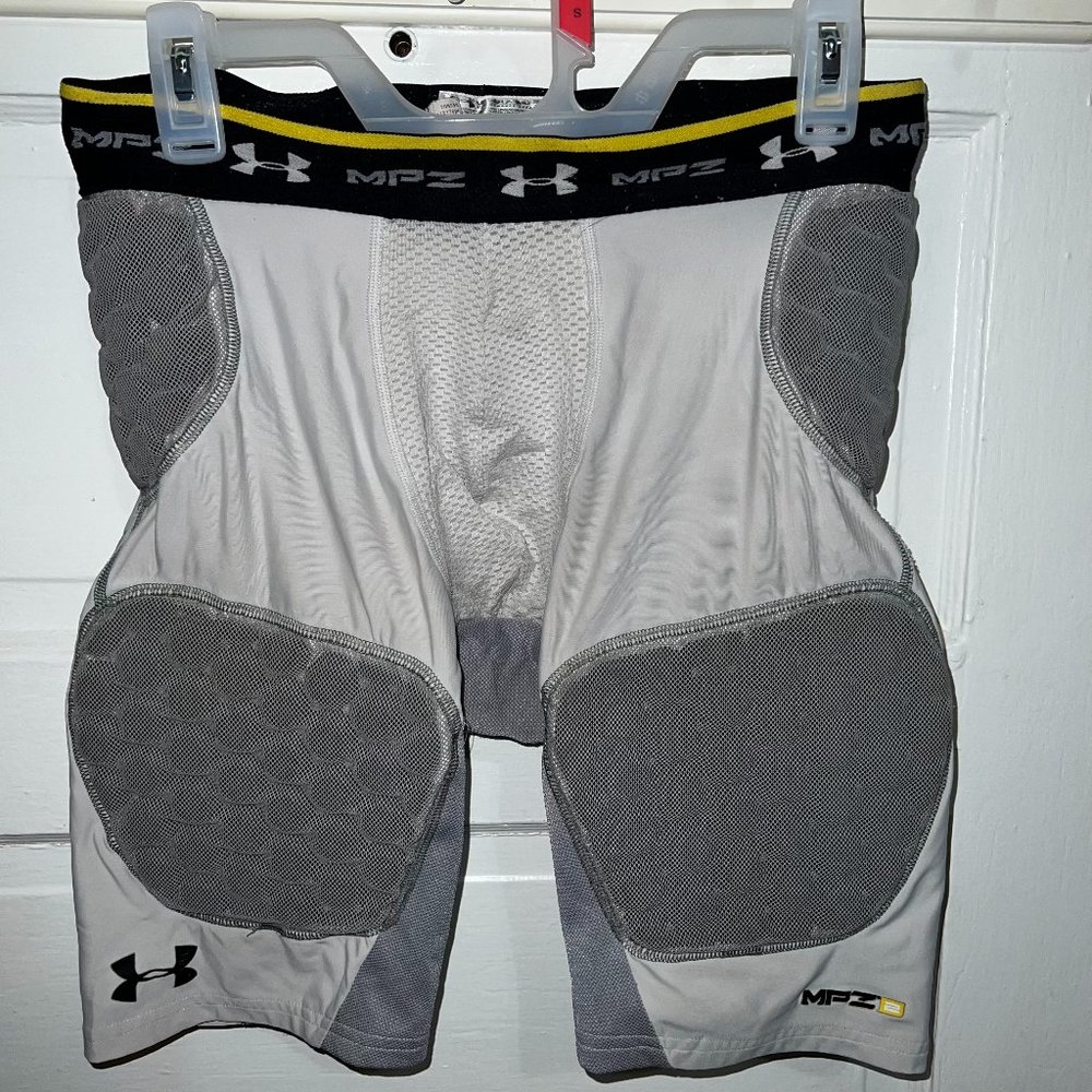 Under Armour Mpz 2 Pad White Football Girdle Padded Short Size XL